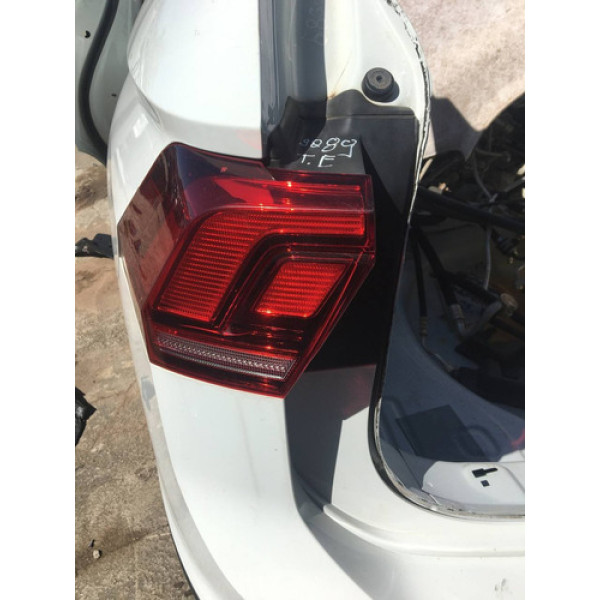 Lanterna Traseira Esquerda Volkswagen 2020 Tiguan