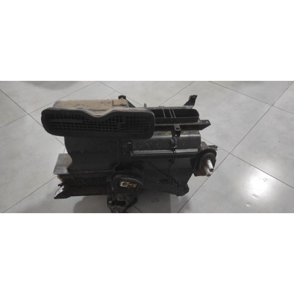 Caixa Evaporadora Ar Cond Toyota Etios 2016 1.3