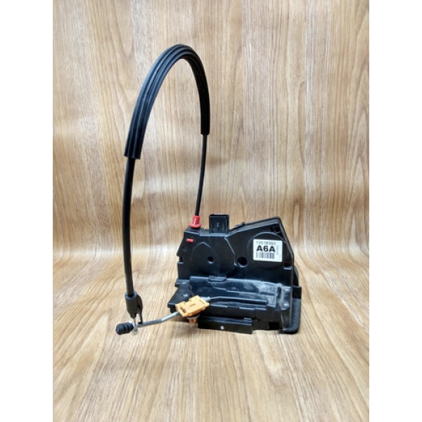 Fechadura Traseira Esquerda Gm Cobalt 2019 Original