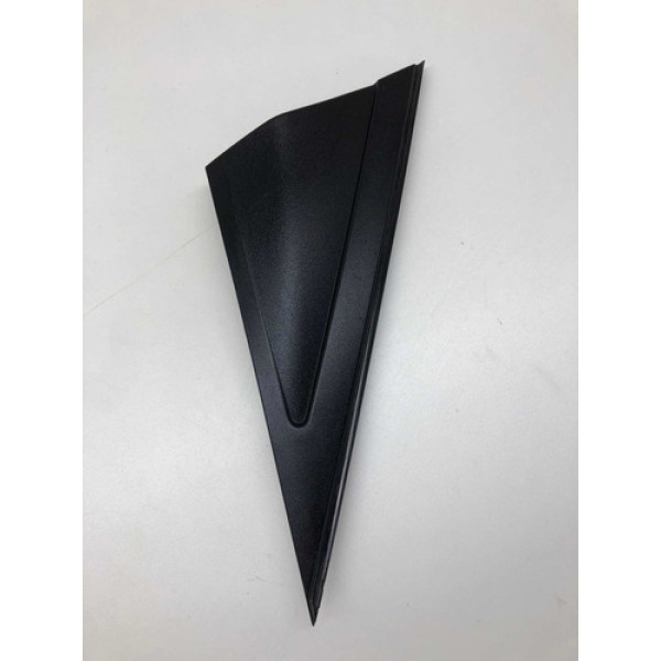 Moldura Externa Retrovisor Direito Hyundai Hb20 Hatch 2016