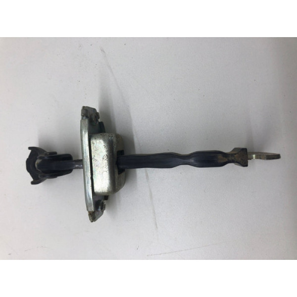 Limitador Porta Traseira Direita Nissan 2013 March