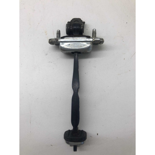 Limitador Da Porta Dianteira Direita Chevrolet 2016 Prisma