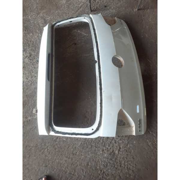 Tampa Traseira Volkswagen Fox 2013/2014 Detalhe Com
