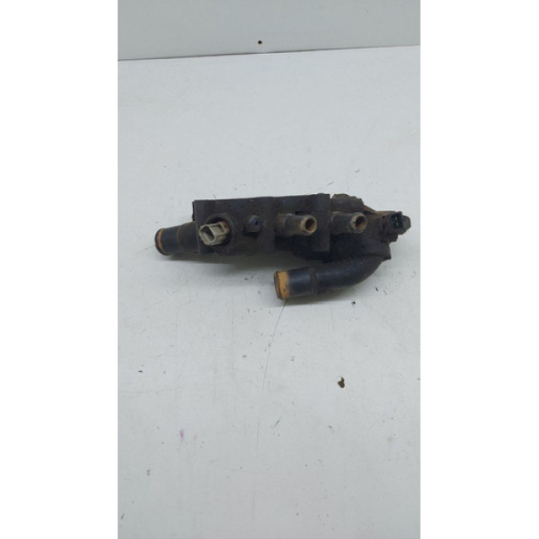 Carcaça Válvula Termostática Ford Courier 2011 1.6