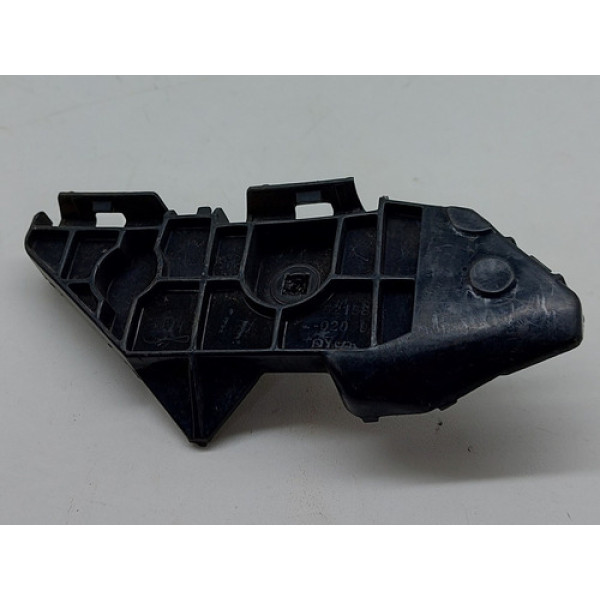 Guia Pára-choque Traseira Esquerdo Toyota Corolla 2017 2.0