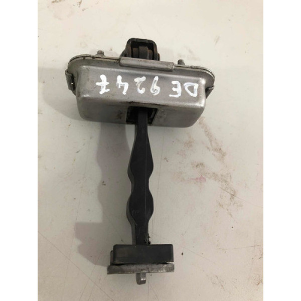 Limitador Porta Dianteira Esquerda Peugeot 208 2018 1.6