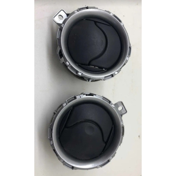 Par Difusor De Ar Nissan Versa Original 2017/2018