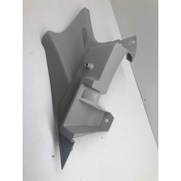 Suporte Tampão Bagagito Traseiro Direito Chevrolet 2017 Onix