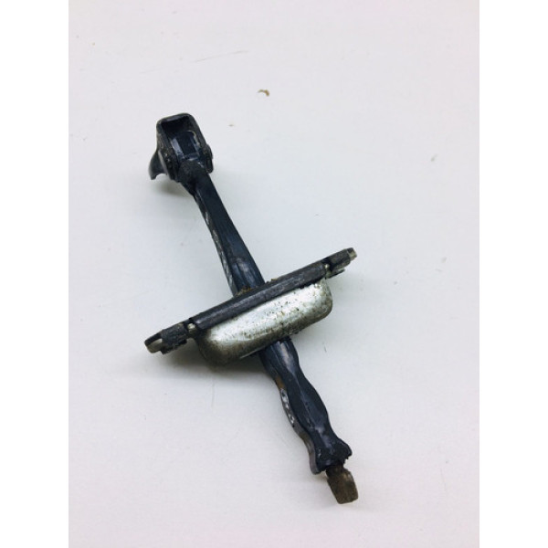 Limitador Da Porta Dianteiro Direito Hyundai 1.6 Hb20 2017