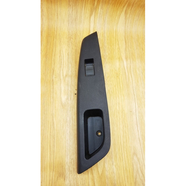 Botão Vidro Dianteiro Direito Toyota Etios 2016 1.5