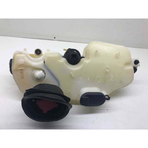 Reservatório De Água / Gasolina Renault Sandero 2015