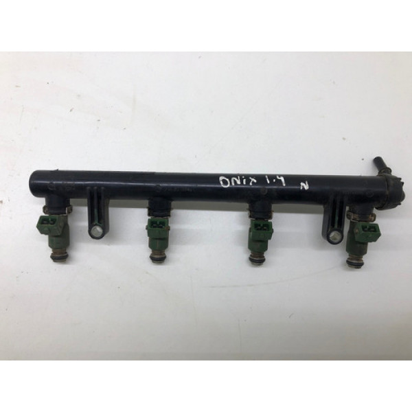 Flauta C/bico Injetor Chevrolet Onix 1.4 25365492a 2019