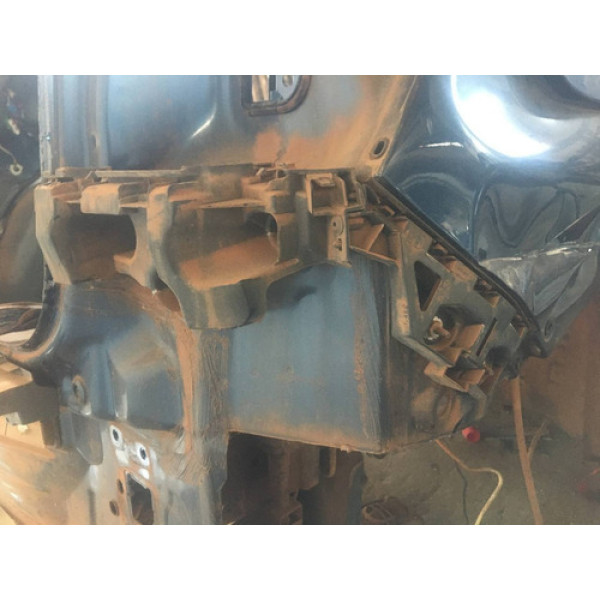 Guia Parachoque Traseiro Direito Volkswagen 2020 T-cross