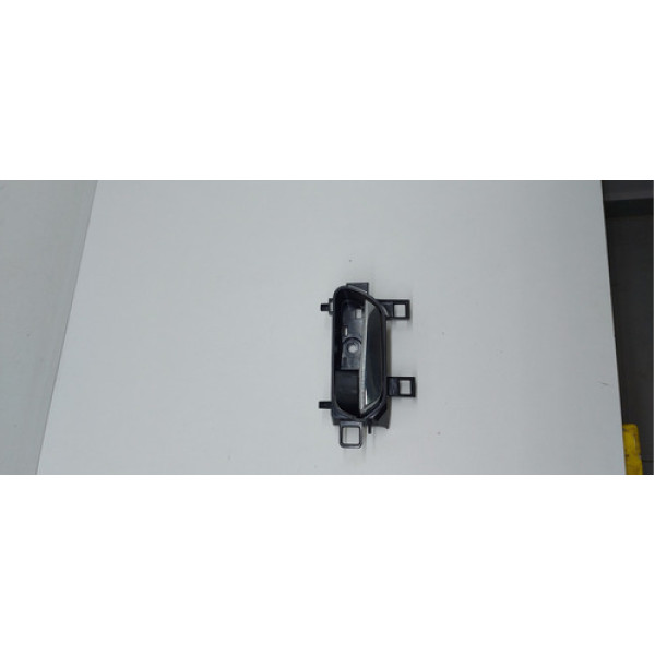 Maçaneta Interna Dianteira Esquerda 2020 Kicks Nissan