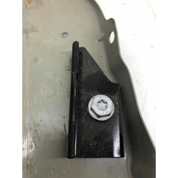 Suporte Base Caixa De Bateria Nissan 1.6 2014/2015 March